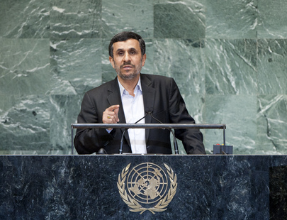 Ahmadinejad Sans Tie at the UN