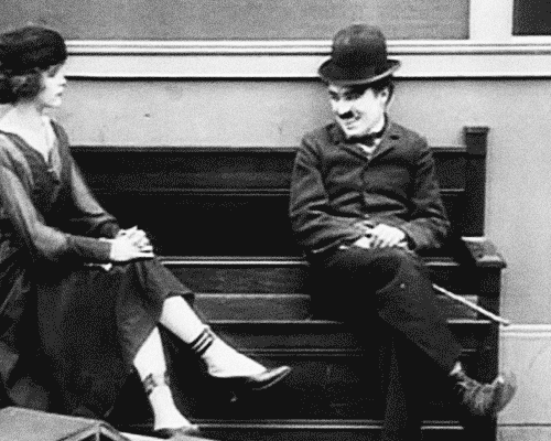 A gif composed of a scene from Chaplin's _City Lights_.