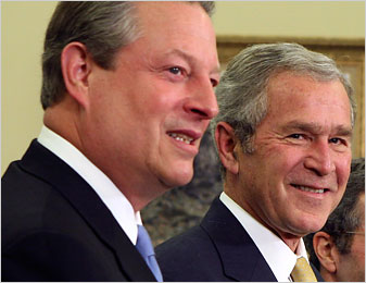 Bush and Gore in oval office